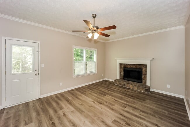 Building Photo - 821 River Mist Dr