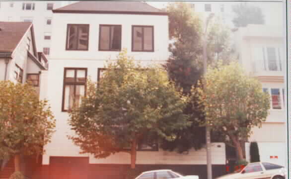 Primary Photo - 2011 Broadway St