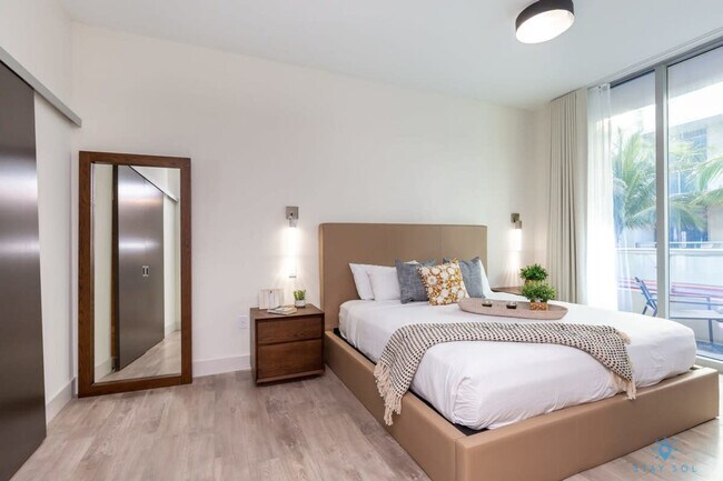 Foto del edificio - 777 N Ocean Dr