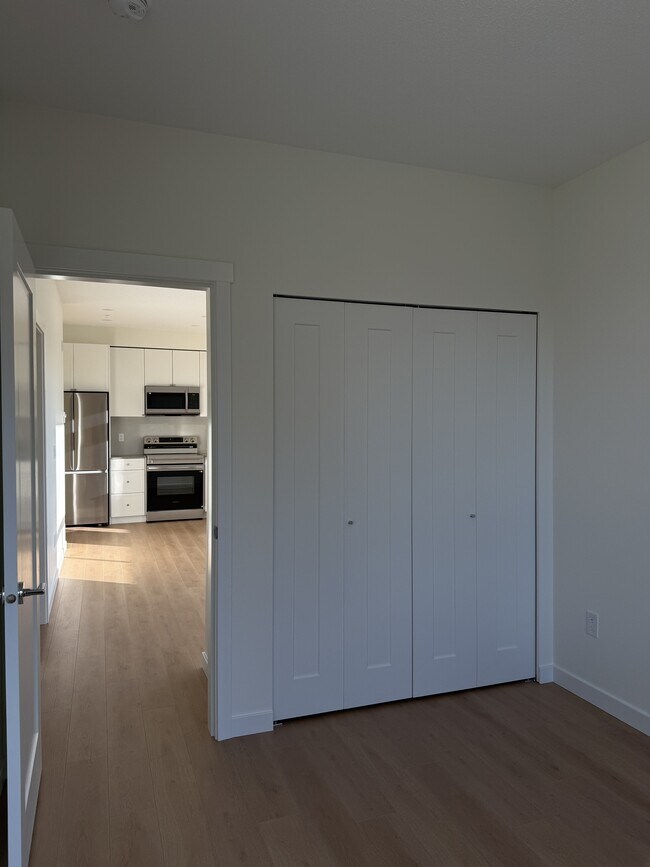 Building Photo - 14778-14106 106 Ave