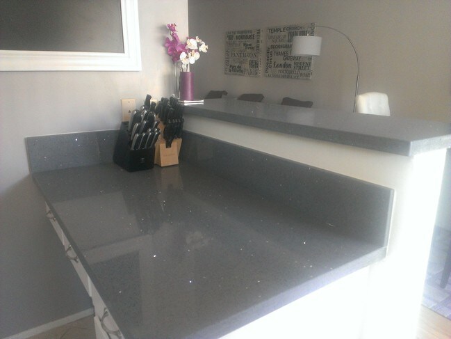 Foto del edificio - 10600 Eastborne Ave