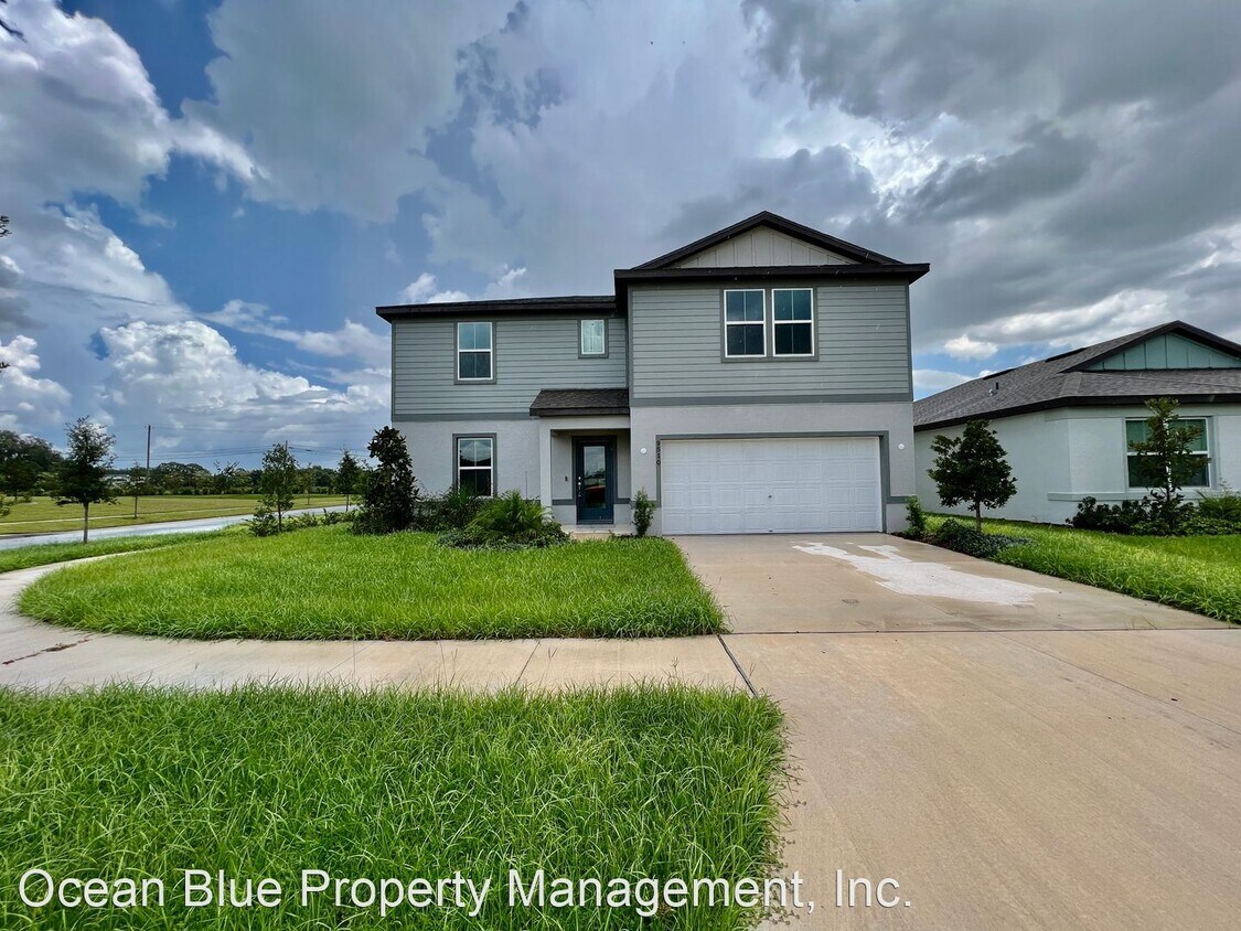 4 br, 2.5 bath House 9510 Summer Cay Circle House Rental in