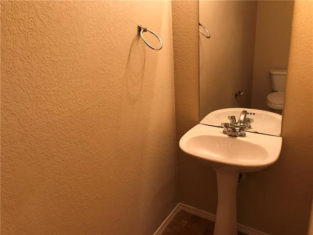Foto del edificio - 6416 Paradise Valley Rd