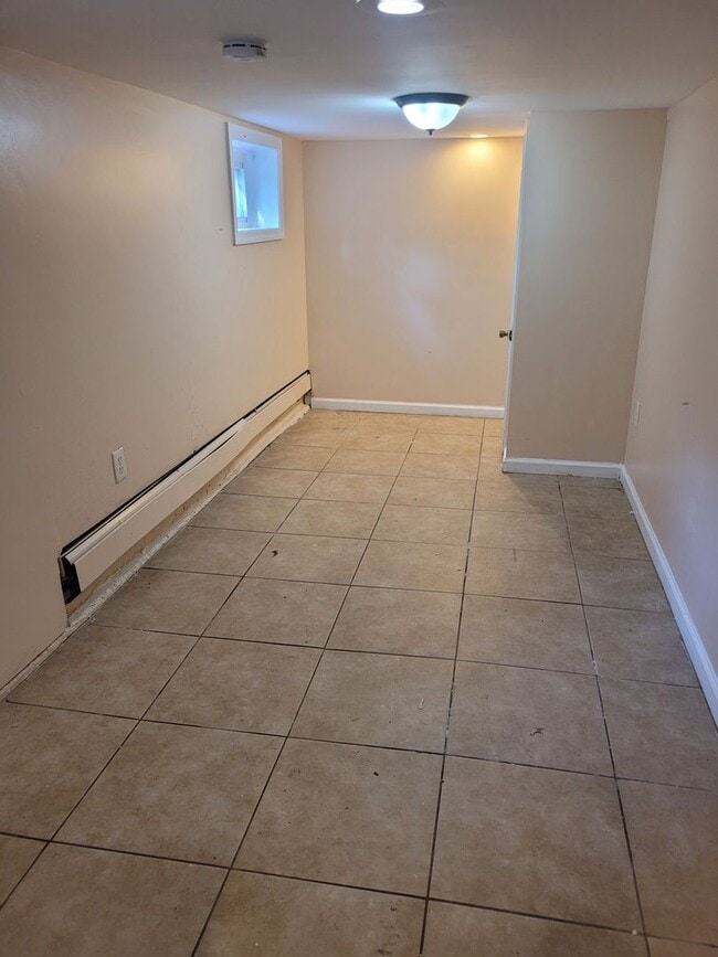 Photo - 24 Valley St House