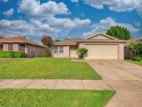 Building Photo - 2602 Buckskin Dr