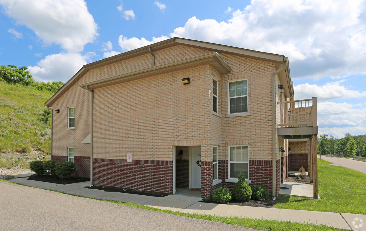 Primary Photo - Waterview Apartments