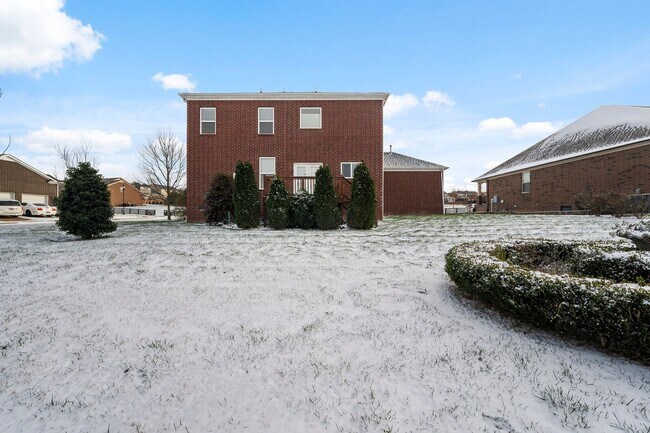 Foto del edificio - 4BR Home with Over 3,200 Sq Ft in Desirable Mount Juliet Community