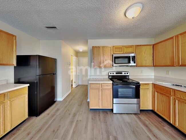 Foto del edificio - 1939 Dutch Elm Dr