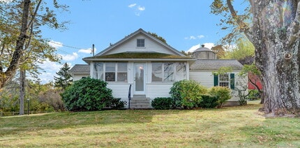 Building Photo - 69 Westledge Rd