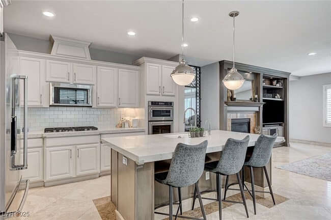 Building Photo - 10249 Wisteria Hills Ct
