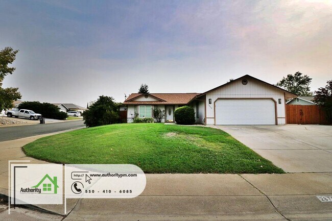 Building Photo - 2875 Tropicana Ct