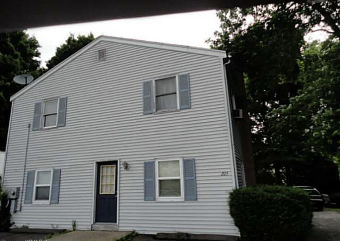 Foto principal - 205 Adams St