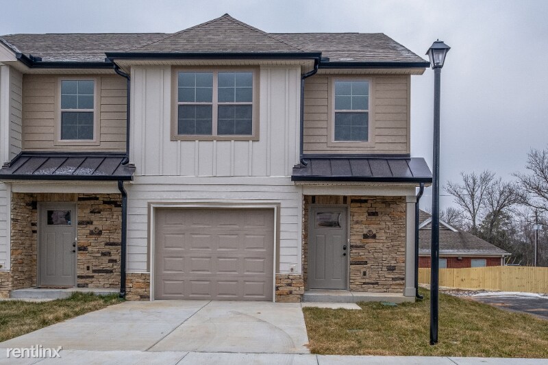 3 br, 2.5 bath Townhome 265 Signature Pl Townhome Rentals in