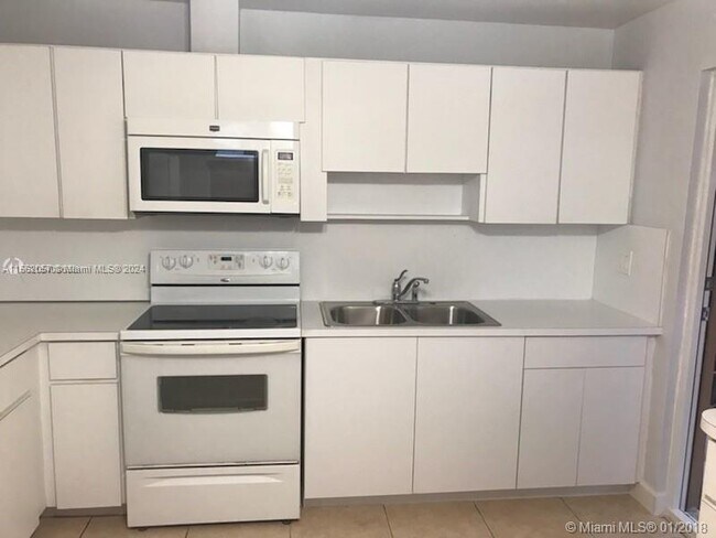 Foto del edificio - 7168 SW 21st St