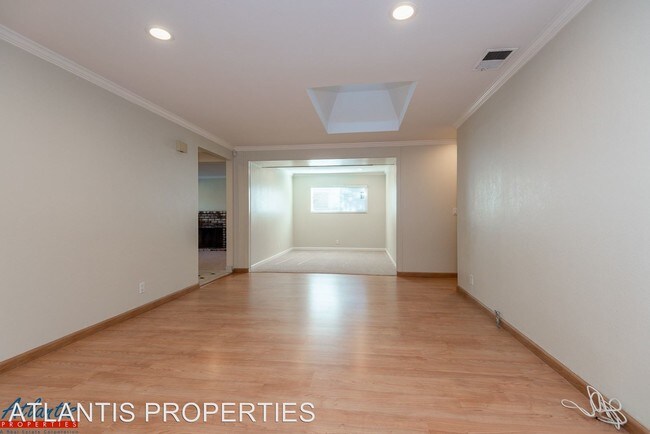 Building Photo - 3 br, 2 bath House - 1885 Gillian Way