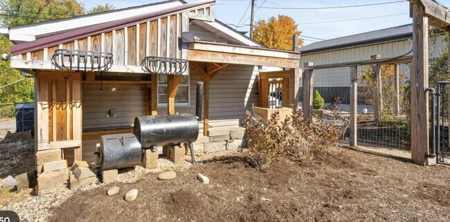 Foto del edificio - 2929 Newman St