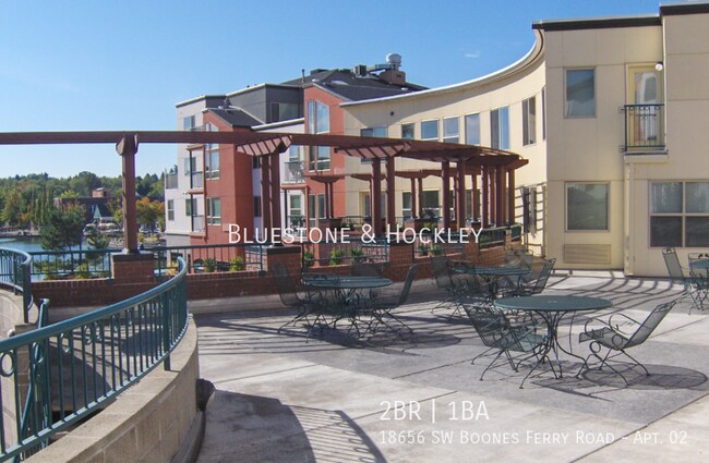 Foto del edificio - 18656 SW Boones Ferry Rd