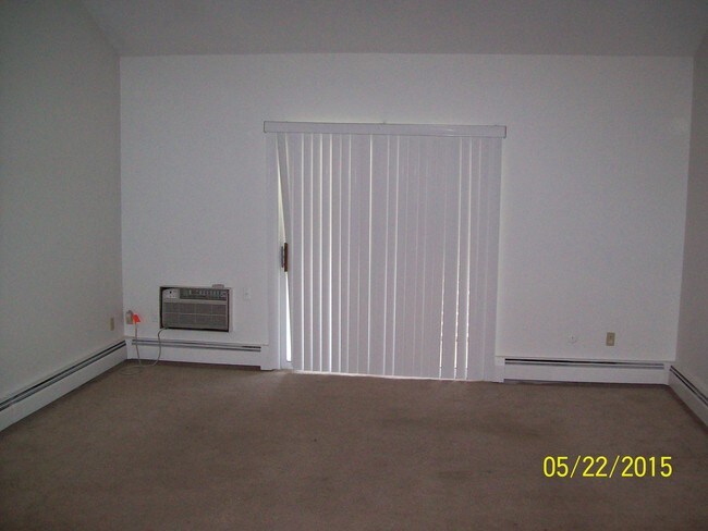 2 bed/2 bath loft - 40 Austin Ave