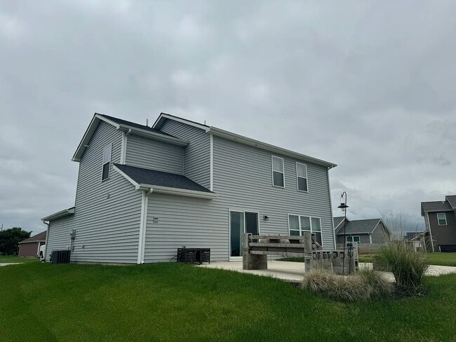 Building Photo - 12618 Slash Pass