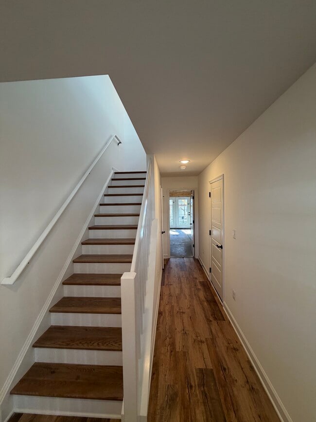 Photo - 1420 Derby Dr House