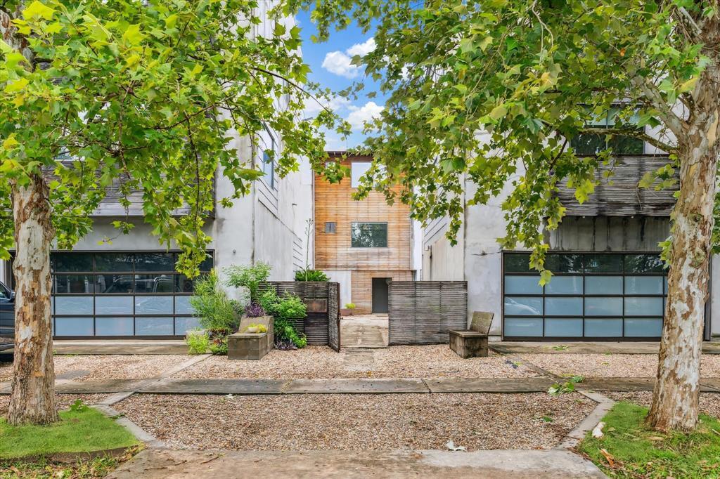 Foto principal - 730 Tulane St