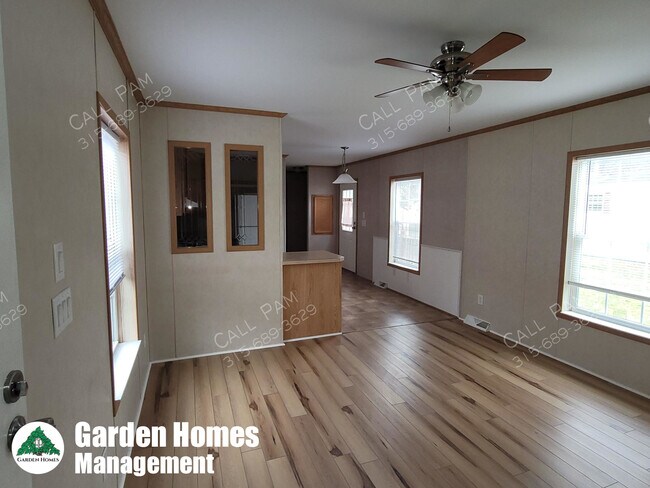Building Photo - 6 Lily Ln