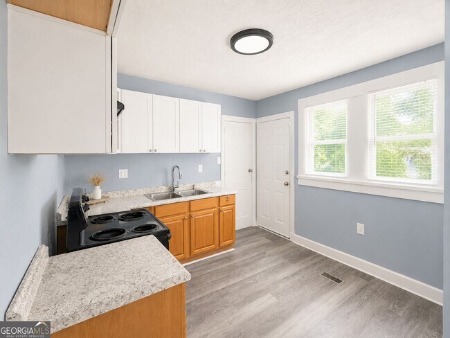 Foto del edificio - 429 N 9th St