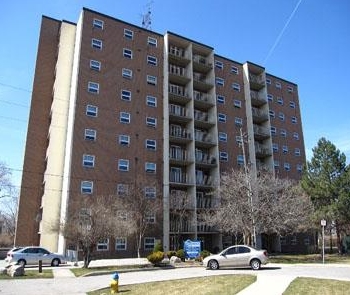 Primary Photo - Rivershore Tower Apartments
