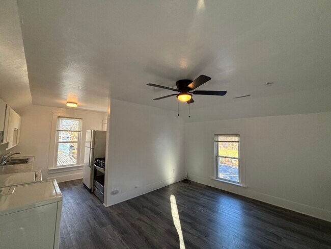 Foto del edificio - 318 Cramer St