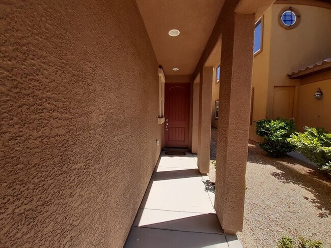 Foto del edificio - LOVELY 3BD 2.5BA HOME IN RHODES RANCH!