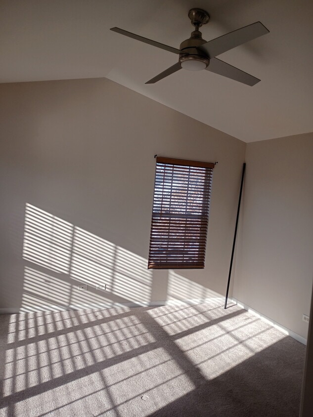 Foto principal - 188 S Concord Dr