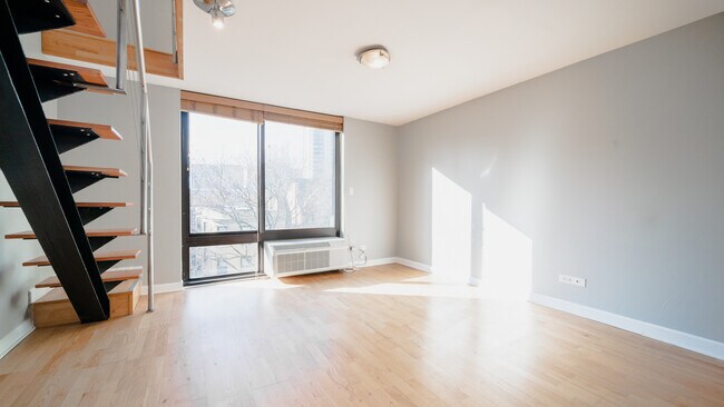 Foto del edificio - 1221 N Dearborn St