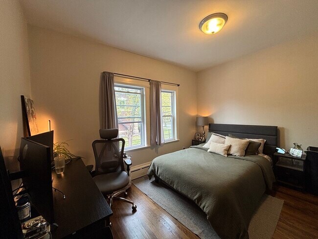 Foto del edificio - 1712 Beacon St