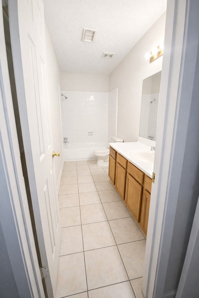 Building Photo - 15521 Aldine Westfield Rd