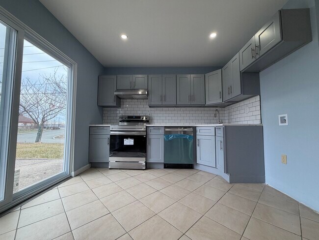 Foto del edificio - 14 Acorn Rd