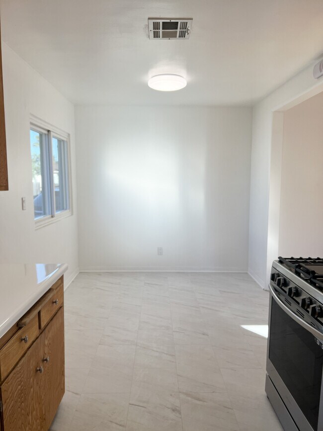 Foto del edificio - 10447 Cantara St