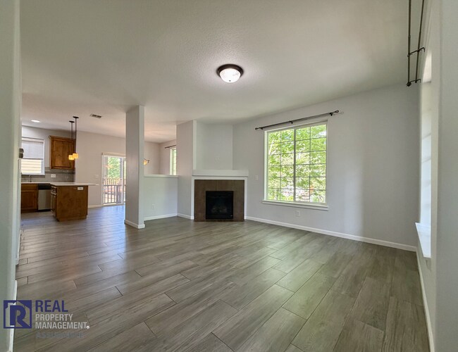 Foto del edificio - 16205 SW Gage Ln