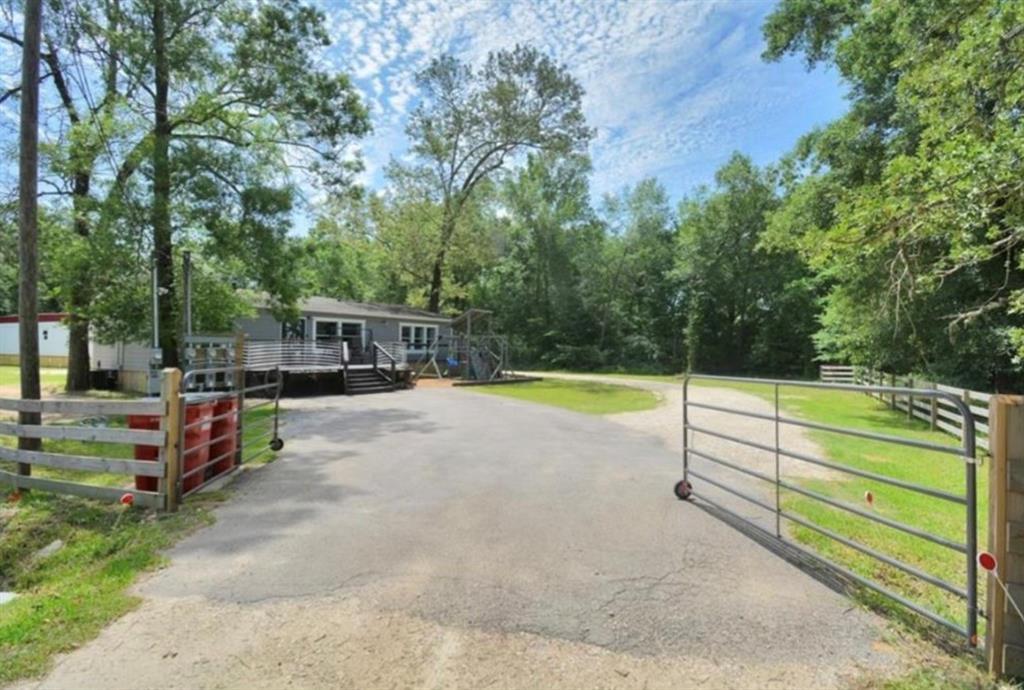 Primary Photo - 24463 Linda Ln