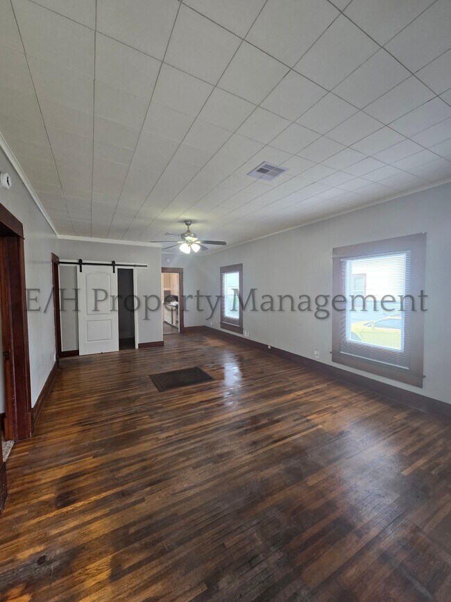 Foto del edificio - 212 S Meridian Ave