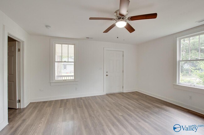 Foto del edificio - 3503 Dubose St SW
