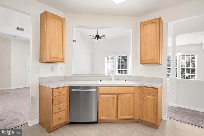 Foto del edificio - 2495 Amber Orchard Ct