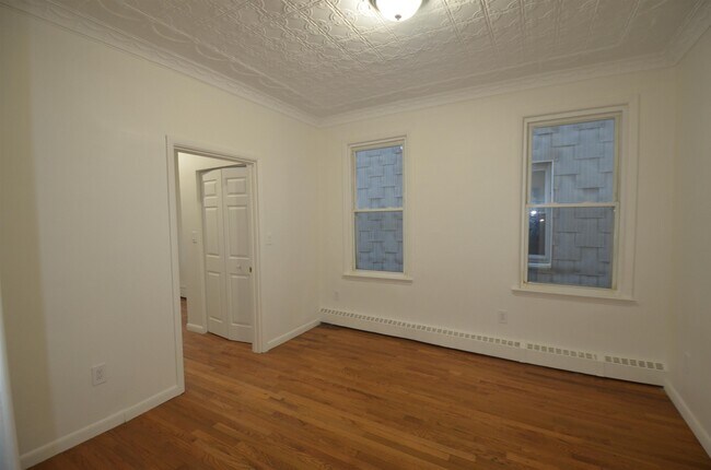 Building Photo - 241 Randolph Ave