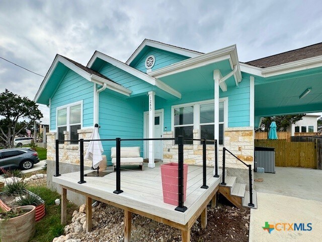 Building Photo - 1285 Live Oak Dr
