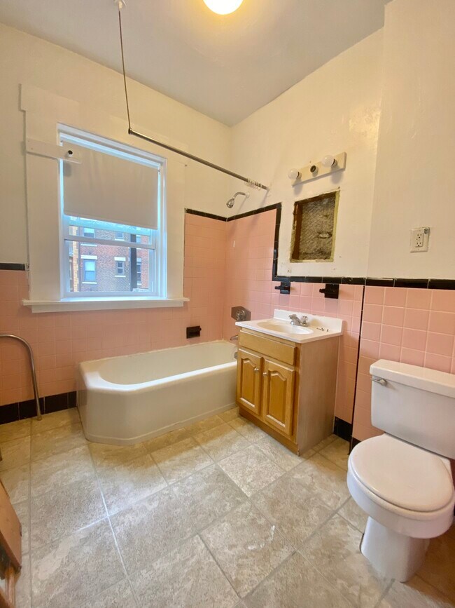 Building Photo - 49 Westbourne St