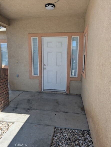 Foto del edificio - 14600 Rosemary Dr