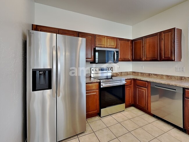 Foto del edificio - 2138 S Compton