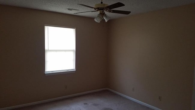 Foto del edificio - 213 B Cypress St