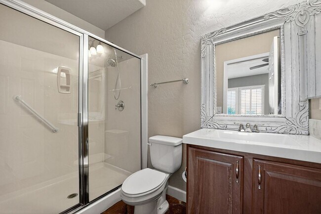 Foto del edificio - 8224 Imperial Lakes St