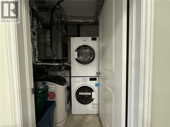 Building Photo - 289 Chapel Hill Dr