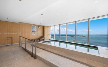 Building Photo - 300 Biscayne Blvd Way